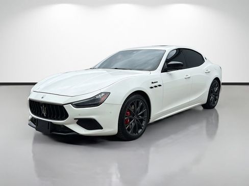 Used 2022 Maserati Ghibli Modena Q4 AWD/4WD image 7