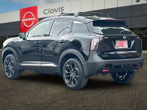 New 2026 Nissan Kicks SR FWD image 7