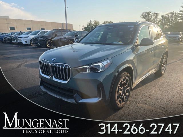 Used 2026 BMW X1 xDrive28i AWD/4WD image 1