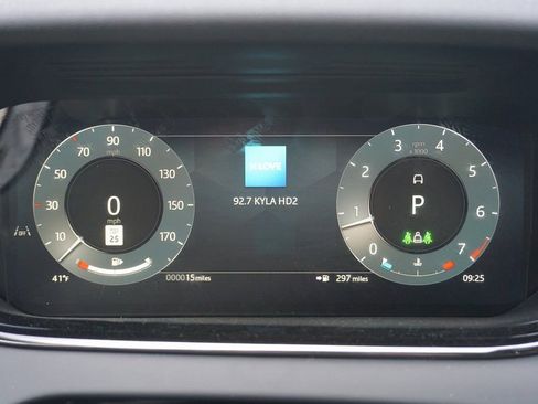 New 2025 Land Rover Range Rover Evoque S image 10