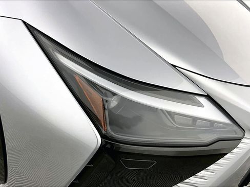 Used 2023 Lexus RZ 450e Premium image 26