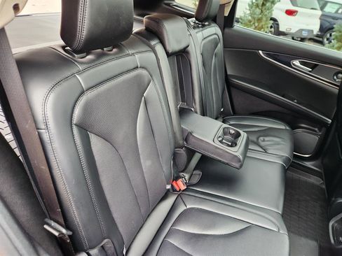 Used 2021 Lincoln Nautilus Reserve w/ Cargo Utility Package image 19