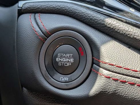 Used 2025 Dodge Durango R/T w/ Blacktop Package AWD/4WD image 28