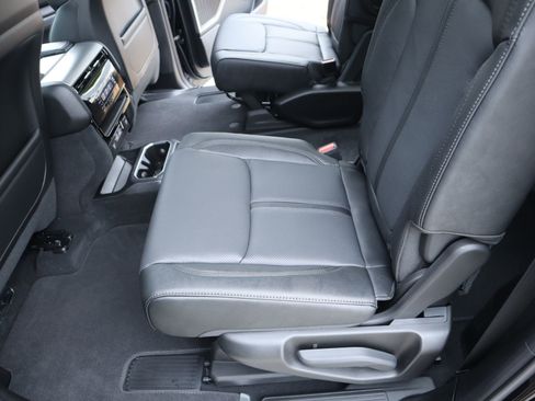 New 2026 Jeep Grand Wagoneer Limited AWD/4WD image 13