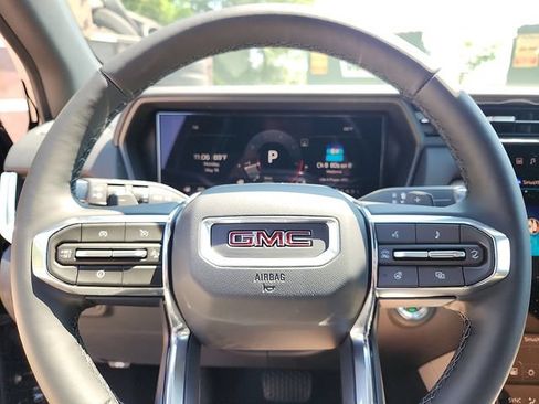 New 2026 GMC Terrain Elevation w/ Elevation Premium Package AWD/4WD image 14