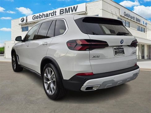New 2026 BMW X5 xDrive50e w/ Executive Package image 7
