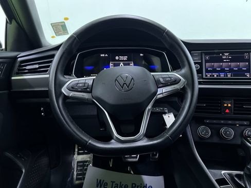 Used 2024 Volkswagen Jetta Sport FWD image 19