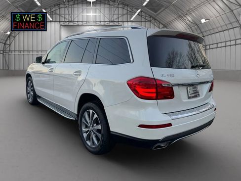 Used 2015 Mercedes-Benz GL 450 4MATIC w/ Appearance Package image 3