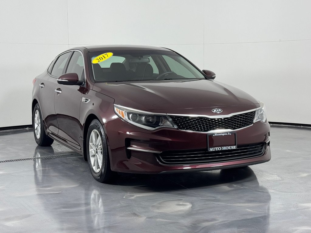 Used 2017 Kia Optima LX FWD image 3