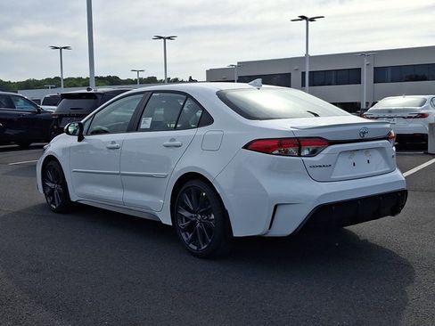 New 2026 Toyota Corolla SE FWD image 4
