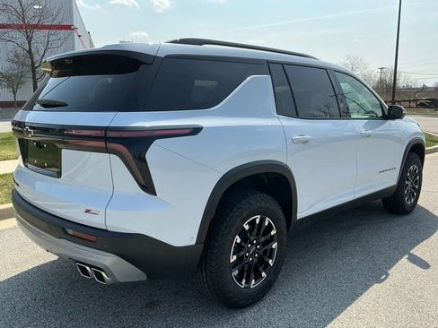 New 2026 Chevrolet Traverse Z71 w/ Enhanced Driving Package image 8