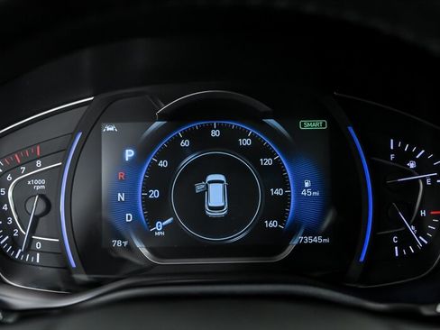 Used 2019 Hyundai Santa Fe AWD image 23