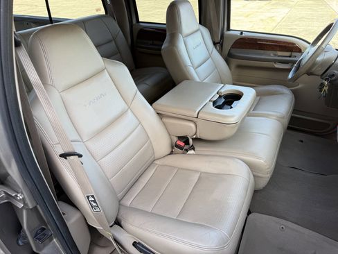 Used 2002 Ford F350 2WD Crew Cab DRW Super Duty image 18