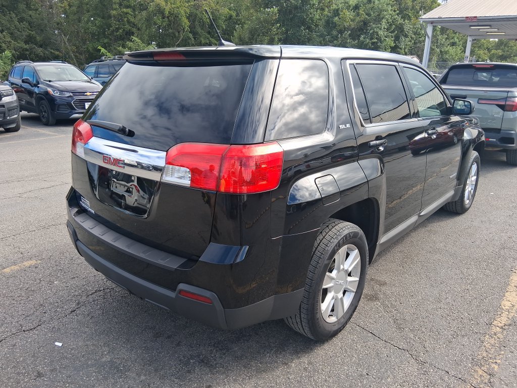 Used 2013 GMC Terrain SLE FWD image 3