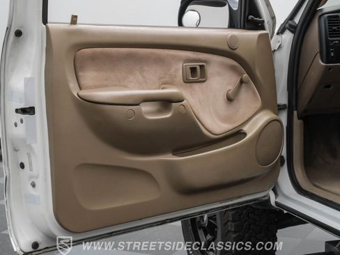 Used 2002 Toyota Tacoma PreRunner image 40