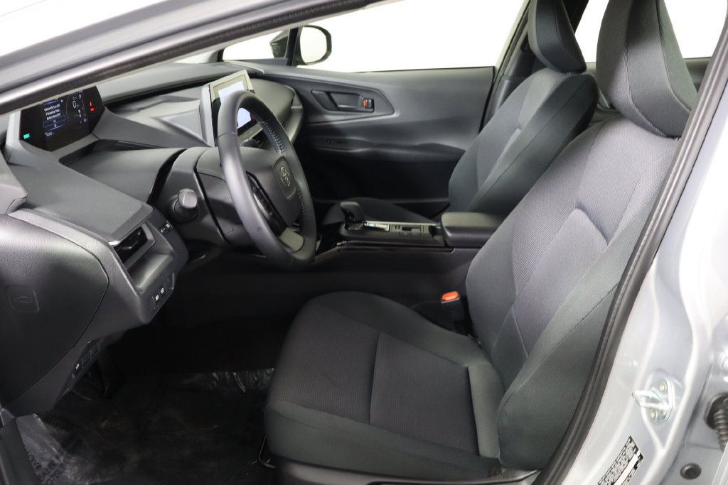 Used 2026 Toyota Prius LE FWD image 14