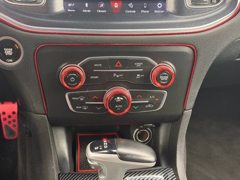 Used 2018 Dodge Charger R/T w/ Plus Group image 40