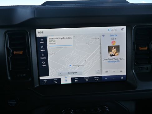 Used 2024 Ford Bronco Badlands image 30