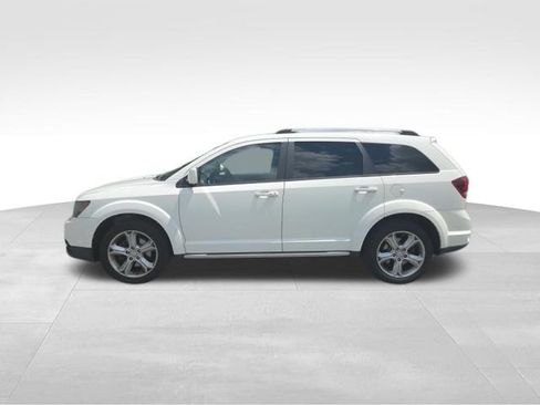 Used 2017 Dodge Journey Crossroad FWD image 5