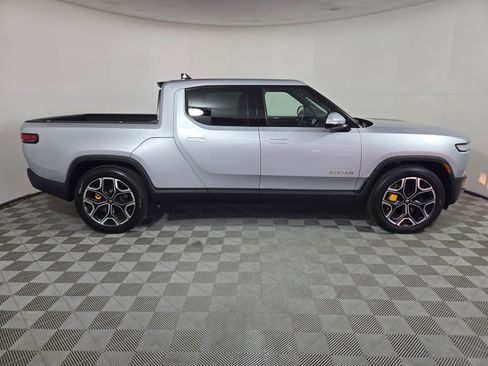 Used 2022 Rivian R1T Launch Edition image 6