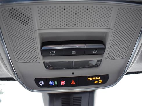 New 2026 GMC Terrain Denali w/ LPO, Black Badging Package image 16