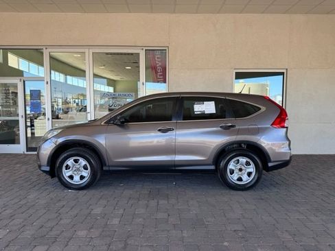 Used 2015 Honda CR-V LX image 2