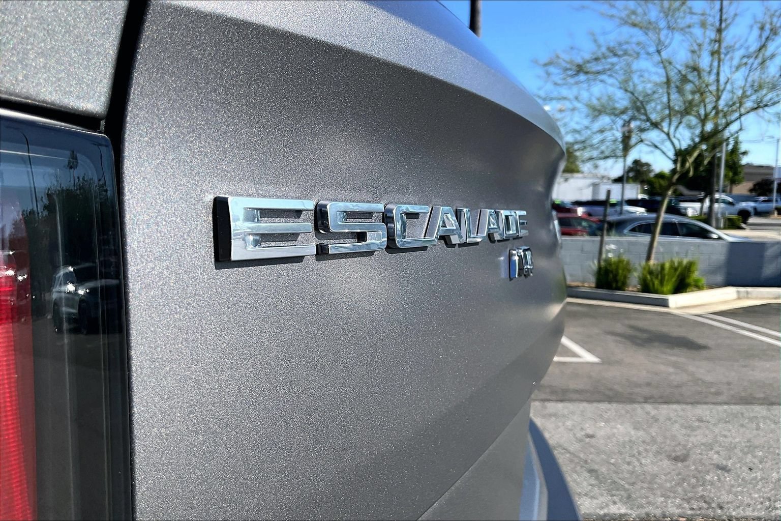 New 2026 Cadillac Escalade IQ Luxury 2 w/ LPO, Floor Liner Package AWD/4WD image 29
