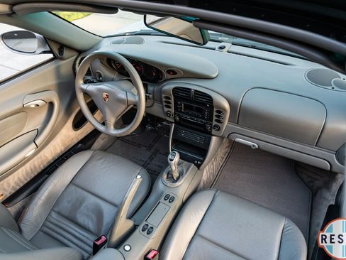 Used 2003 Porsche 911 Targa RWD image 39