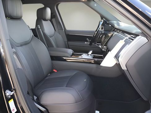 New 2026 Land Rover Range Rover SE AWD/4WD image 18