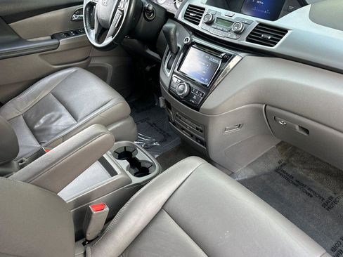 Used 2015 Honda Odyssey Touring image 18
