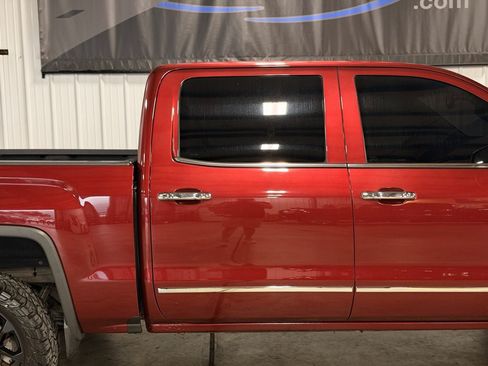 Used 2016 GMC Sierra 1500 SLT w/ All-Terrain Package AWD/4WD image 10