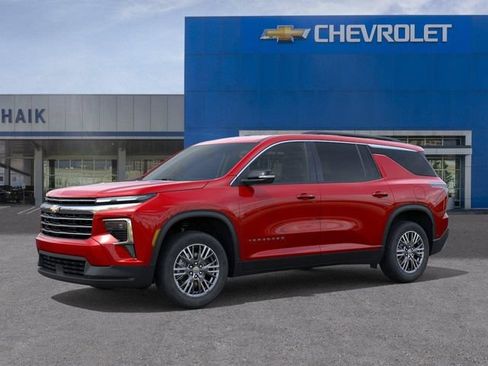 New 2026 Chevrolet Traverse LT w/ Driver Confidence Package FWD image 2