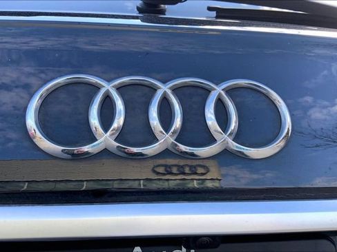 Used 2023 Audi Q5 2.0T Prestige w/ Prestige Package image 32