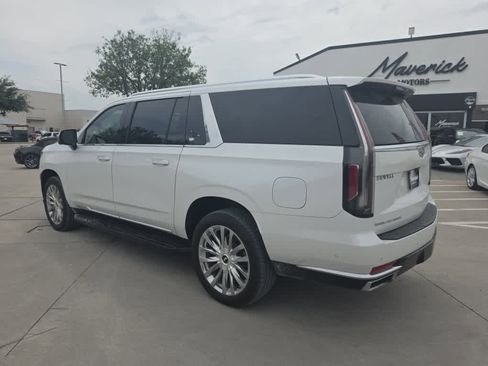Used 2022 Cadillac Escalade ESV Premium Luxury w/ Performance Package AWD/4WD image 3
