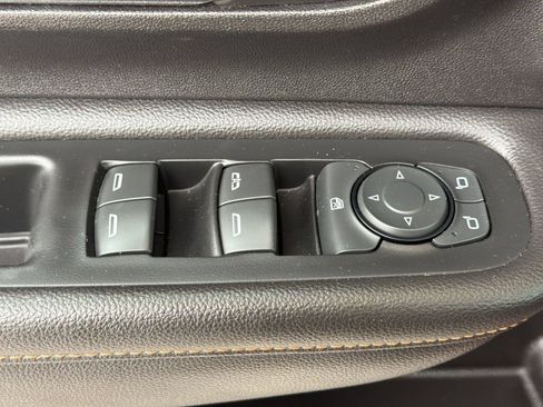 Used 2019 GMC Terrain SLT w/ Preferred Package AWD/4WD image 29