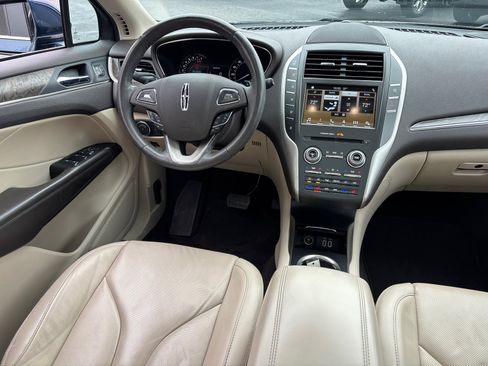 Used 2017 Lincoln MKC Reserve w/ Lincoln MKC Climate Package image 31