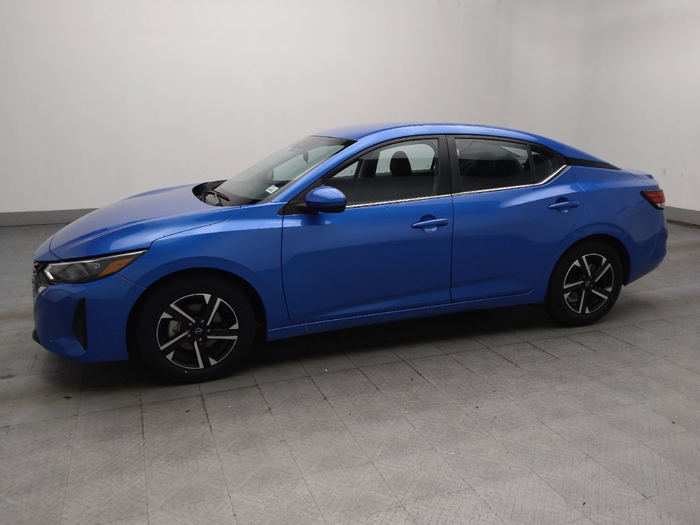 Used 2025 Nissan Sentra SV FWD image 2