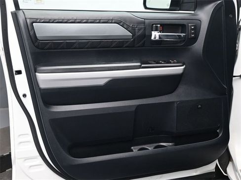 Used 2019 Toyota Tundra Platinum image 22