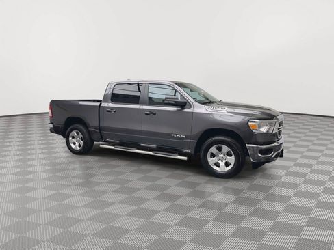 Used 2024 RAM 1500 Big Horn AWD/4WD image 39