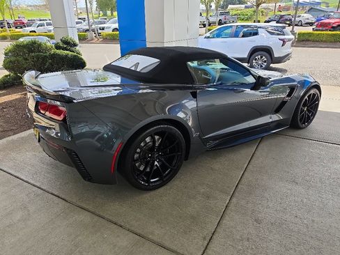 Used 2017 Chevrolet Corvette Grand Sport RWD image 4