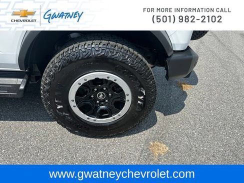 Used 2025 Ford Bronco Outer Banks w/ Sasquatch Package AWD/4WD image 10