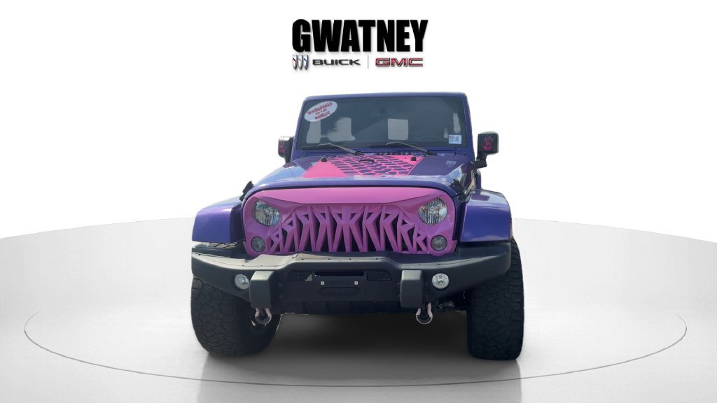 Used 2016 Jeep Wrangler Unlimited Sahara w/ Dual Top Group AWD/4WD image 2