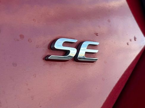 Used 2017 Toyota Corolla L image 19