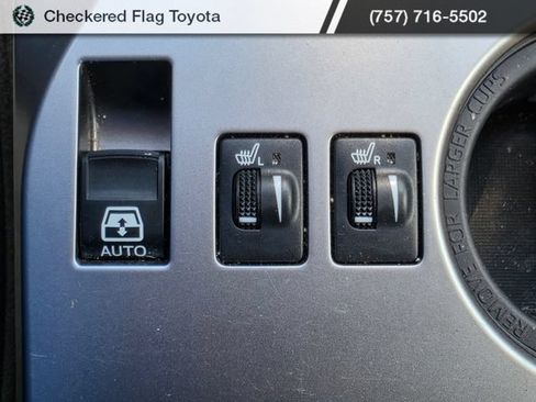 Used 2024 Toyota 4Runner SR5 Premium w/ Moonroof Package AWD/4WD image 21