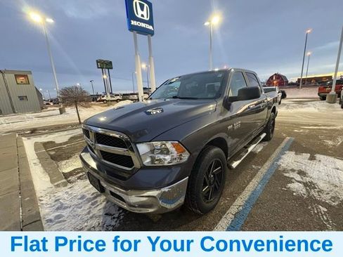 Used 2016 RAM 1500 Classic SLT image 9