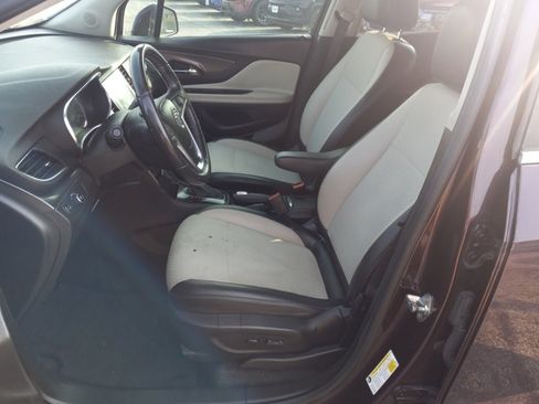 Used 2017 Buick Encore Preferred FWD image 5