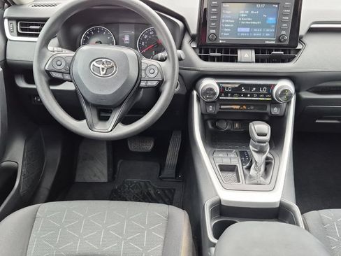 Used 2021 Toyota RAV4 XLE FWD image 14