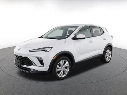 Used 2025 Buick Encore GX Preferred FWD image 3
