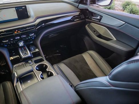 Used 2024 Acura MDX A-Spec image 29