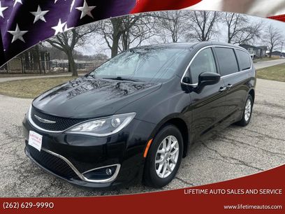 Used 2020 Chrysler Pacifica Touring w/ Cold Weather Group